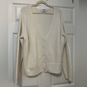 Old Navy White/ Cream Button Up Cardigan with Pearl Buttons Size 2x